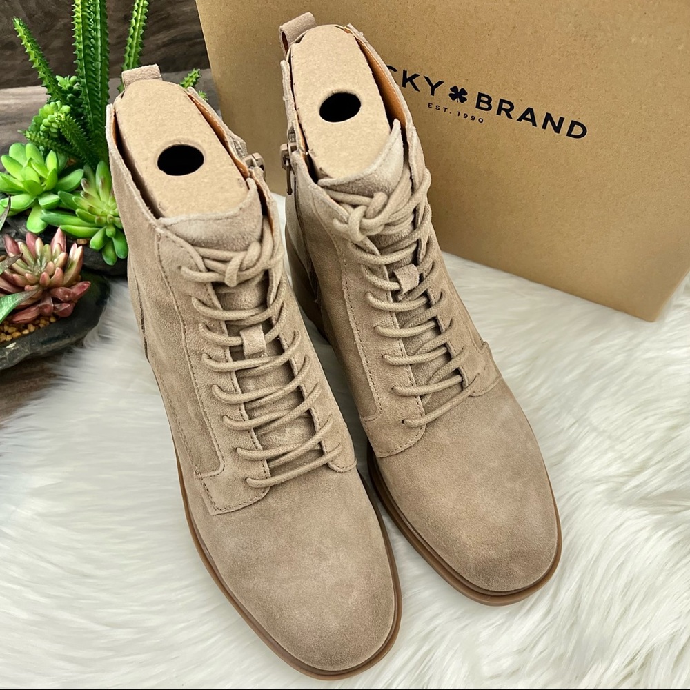 ❌SOLD❌NIB Lucky Brand Diedrah Lug Sole Oiled Suede Lace Up Combat Boot Dune - Picture 2 of 12